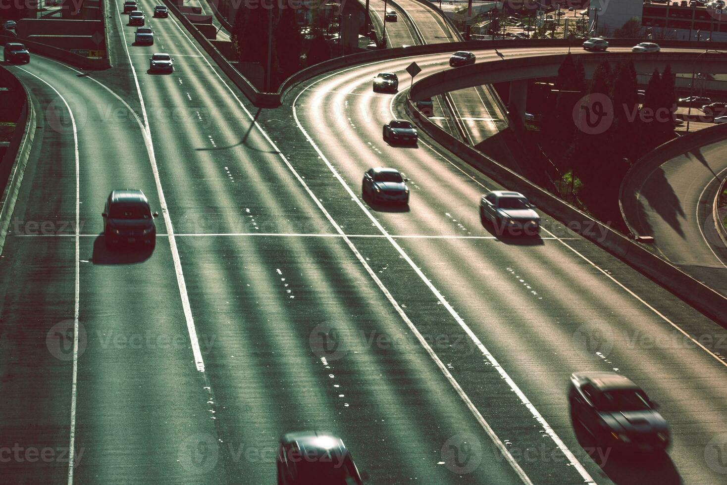autopista tráfico. transporte tema. foto