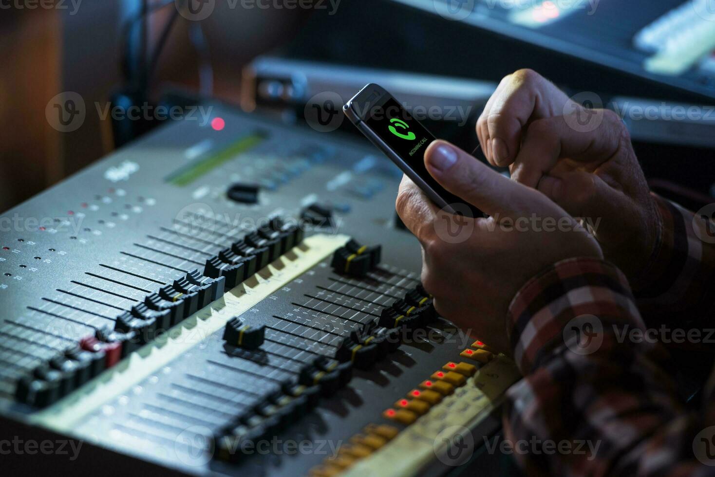 Sound Mixer Operator Call photo