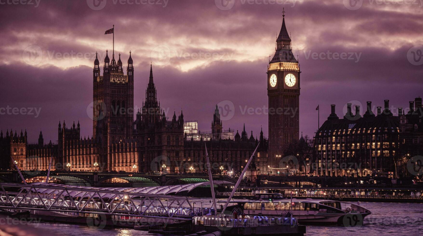 London at night. Big Ben in the background. photo