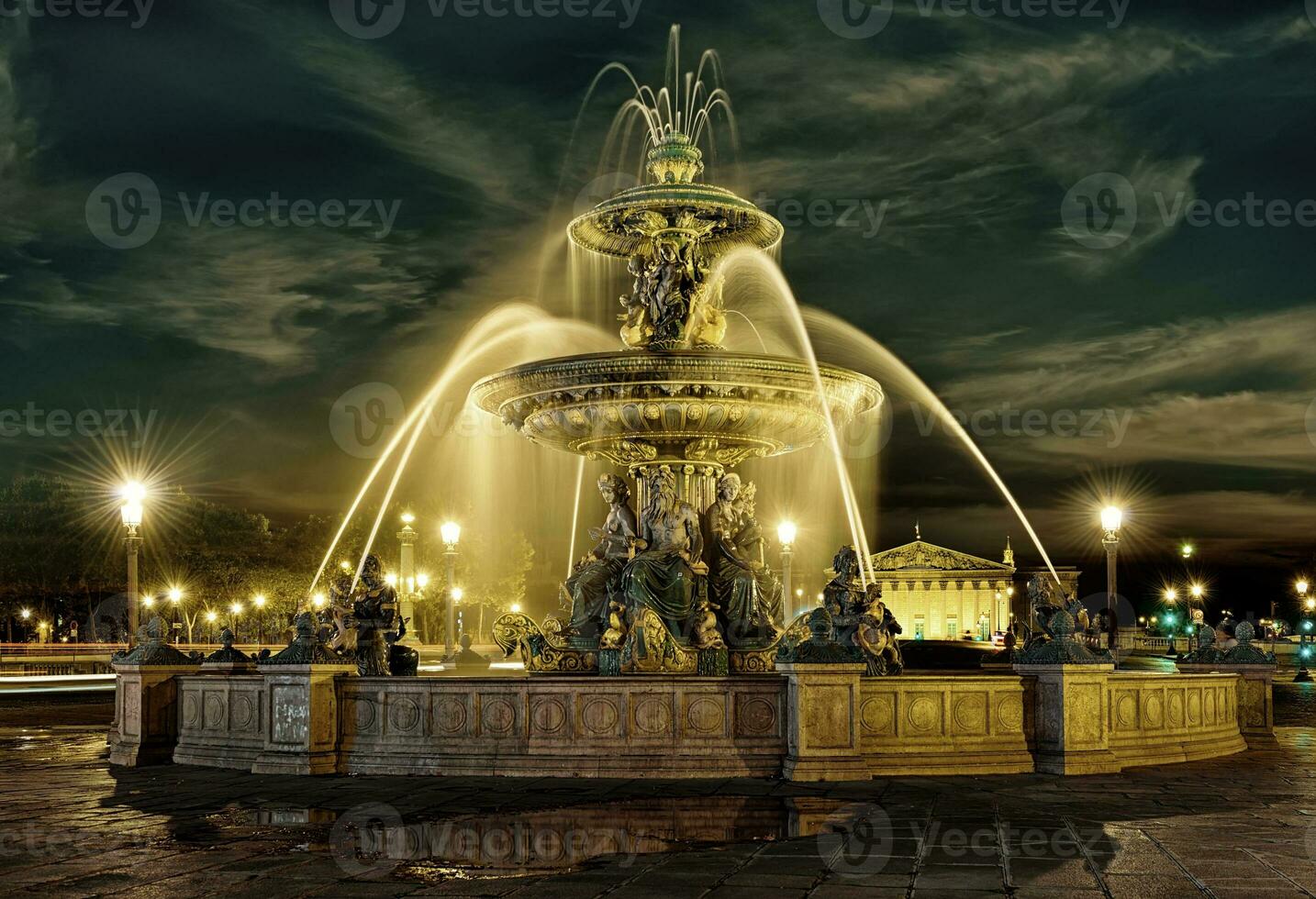 Fountain in Paris photo