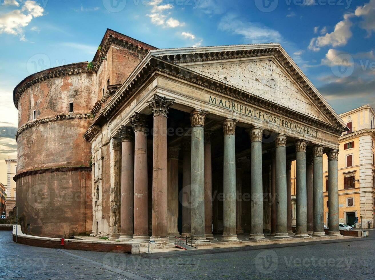 Ancient building of Rome photo