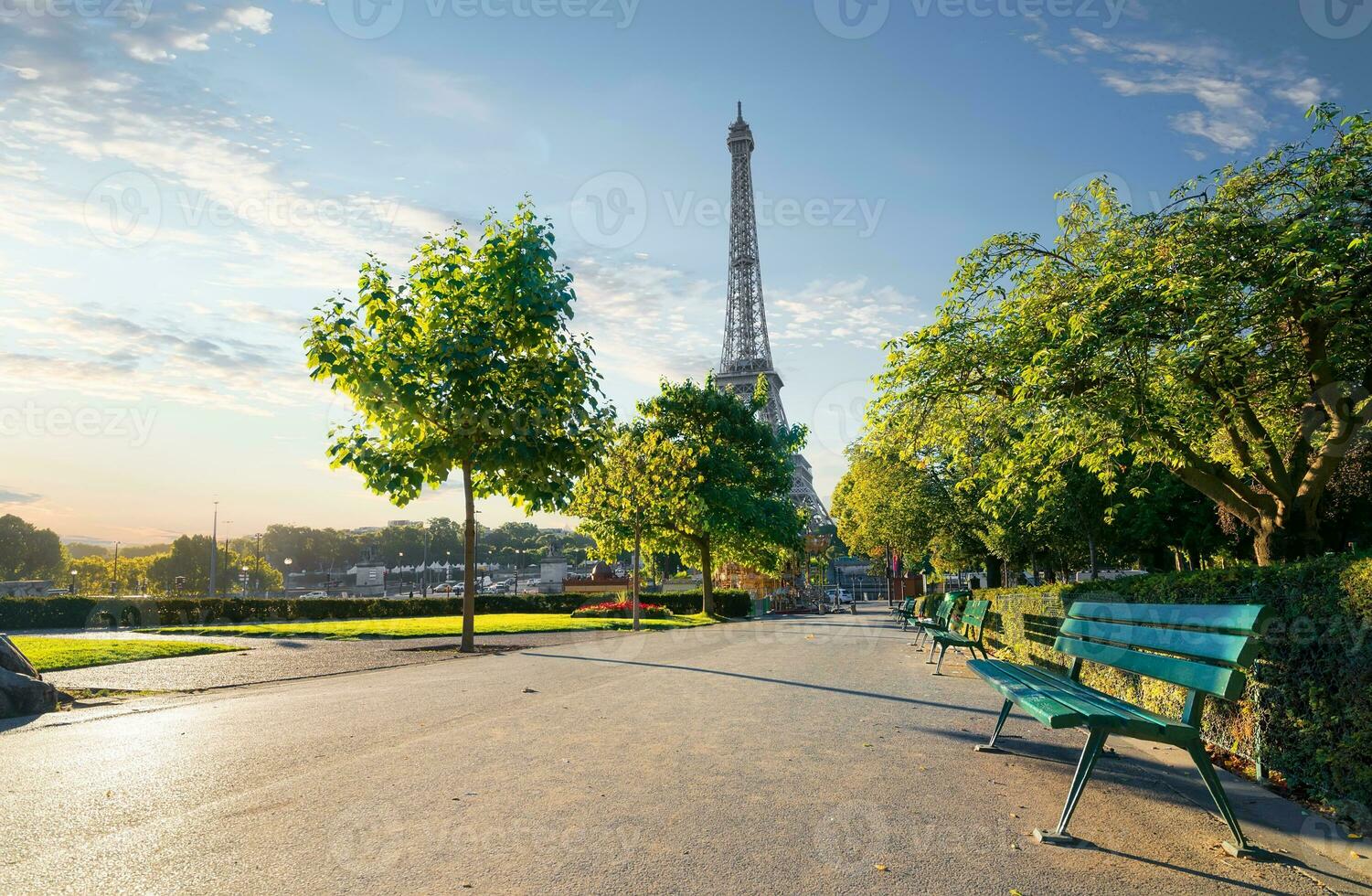 Garden Trocadero in Paris photo