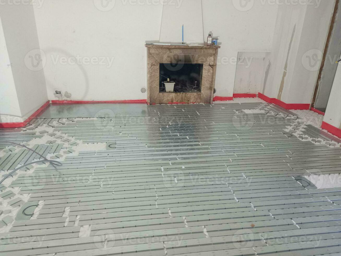 underfloor radiant heating and cooling construction photo