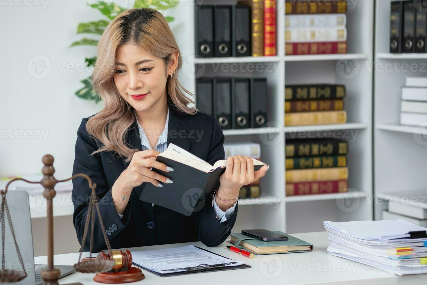 Law, Consultation, Agreement, Contract, Lawyers advice on litigation matters and sign contracts as lawyers to accept complaints for clients. Concept Attorney. photo