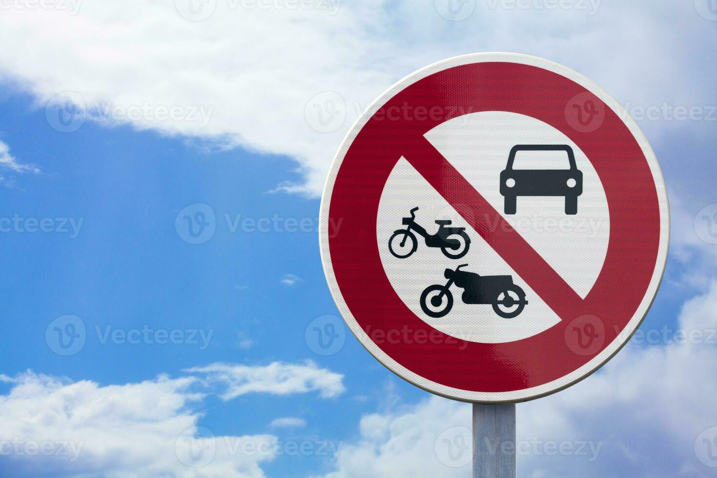 No entry sign for cars and motorcycles photo