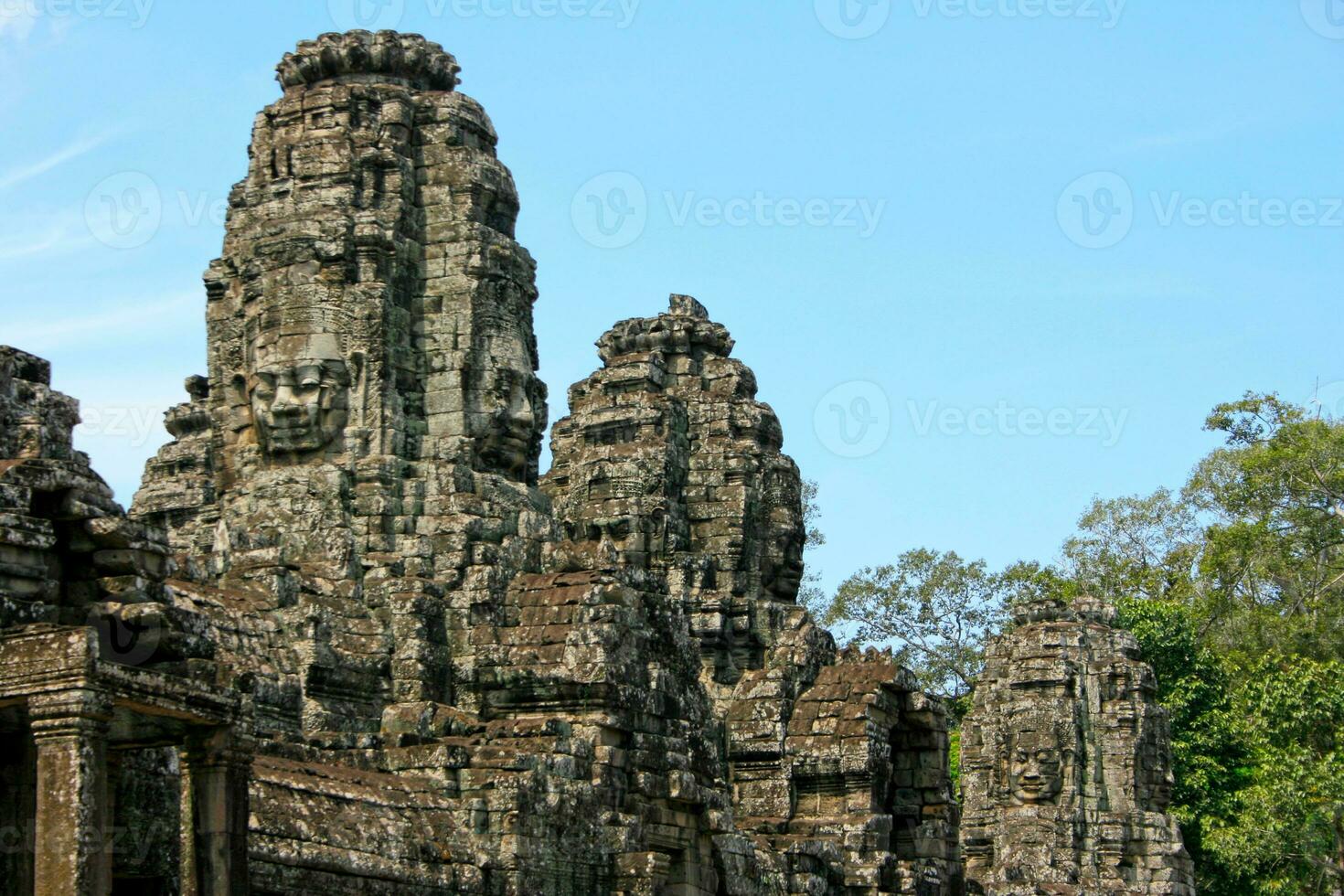 Angkor Thom in Siem Reap photo