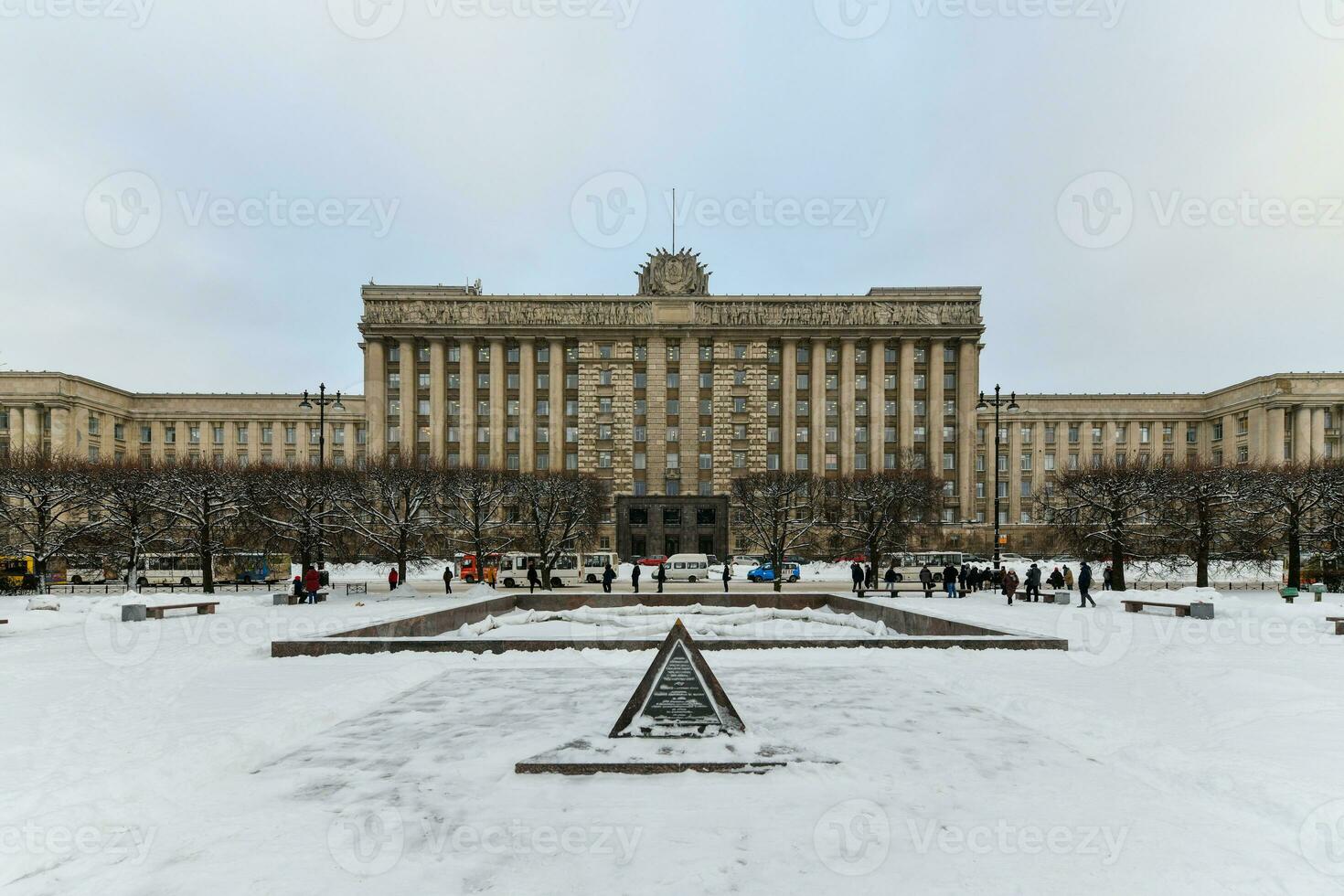 casa de soviets a Moscú cuadrado foto