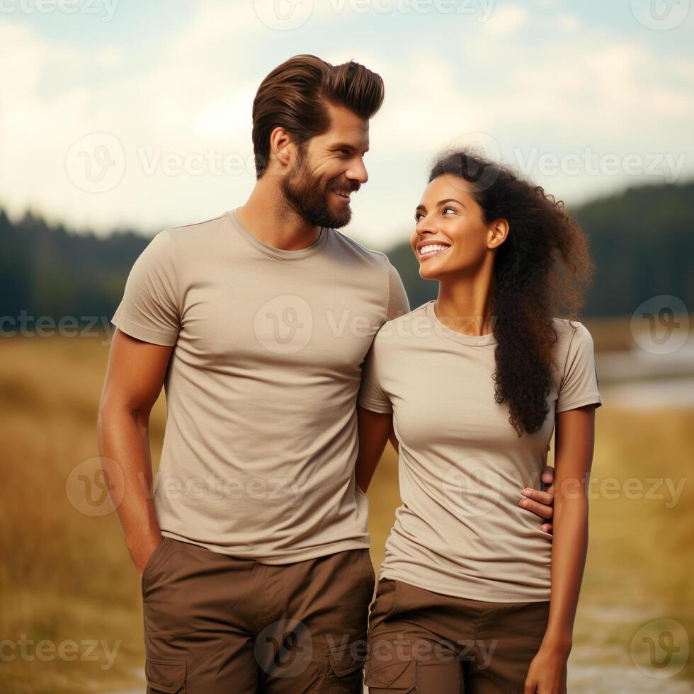 ilustración de un Pareja Moda retrato con llanura camiseta Bosquejo, ai generado foto