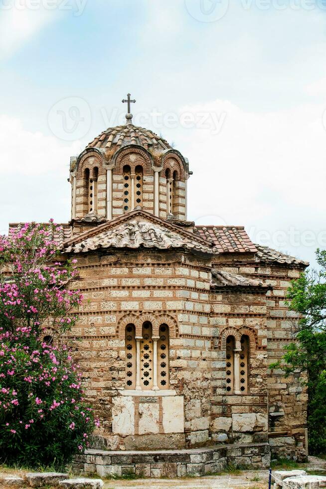 Iglesia de el santo apóstoles conocido como santo apóstoles de solaki situado en el antiguo ágora de Atenas construido en el 10 siglo foto