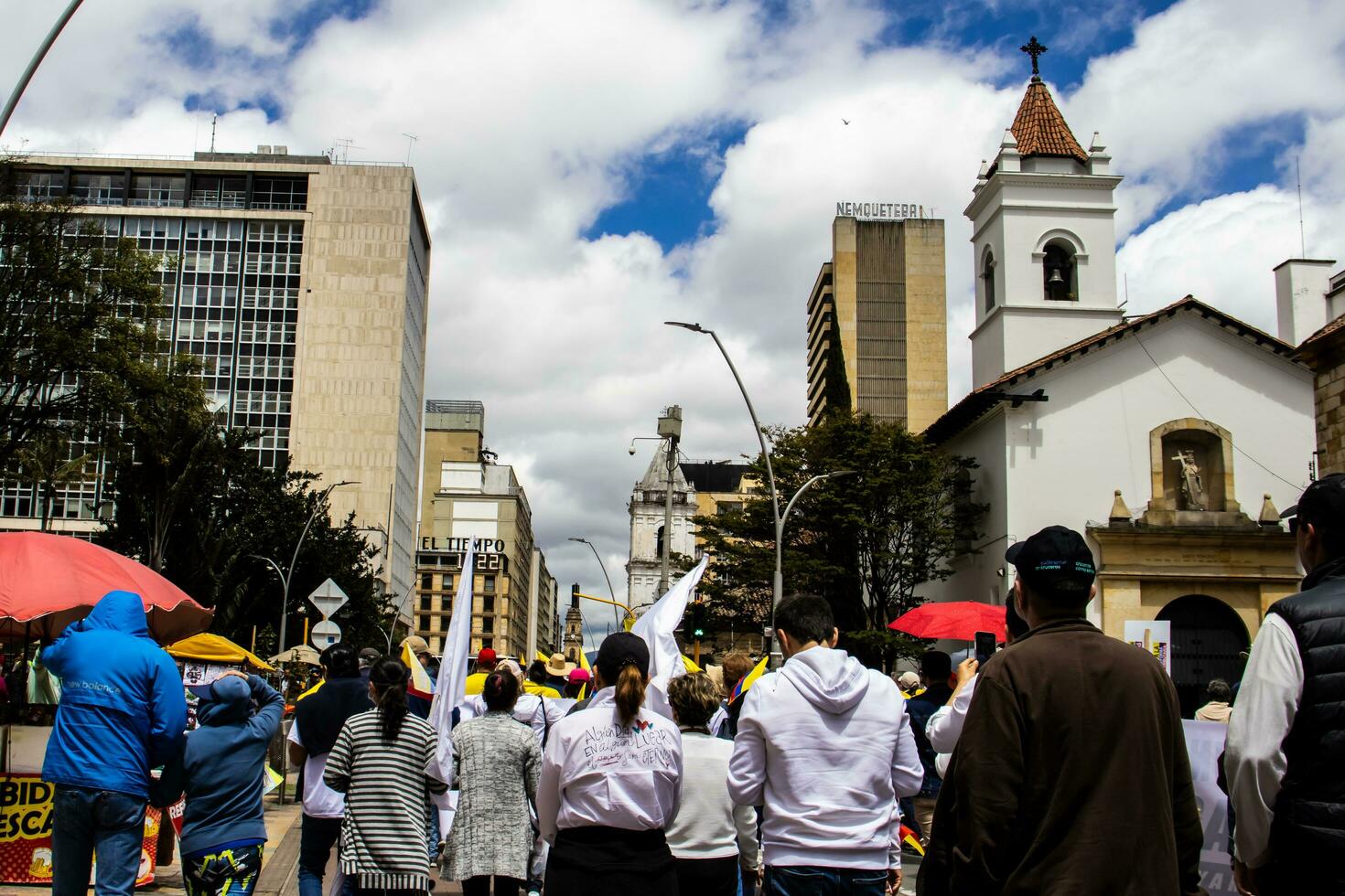 bogotá, Colombia, junio 2023, pacífico protesta marchas en contra el gobierno de gustavo petro llamado la marcha Delaware la mayoria foto