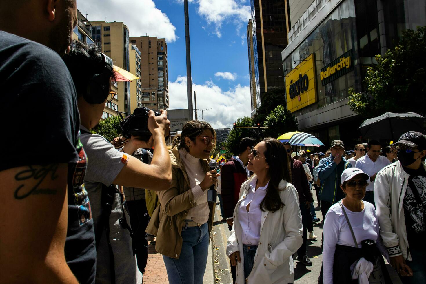 bogotá, Colombia, junio 2023, pacífico protesta marchas en contra el gobierno de gustavo petro llamado la marcha Delaware la mayoria foto