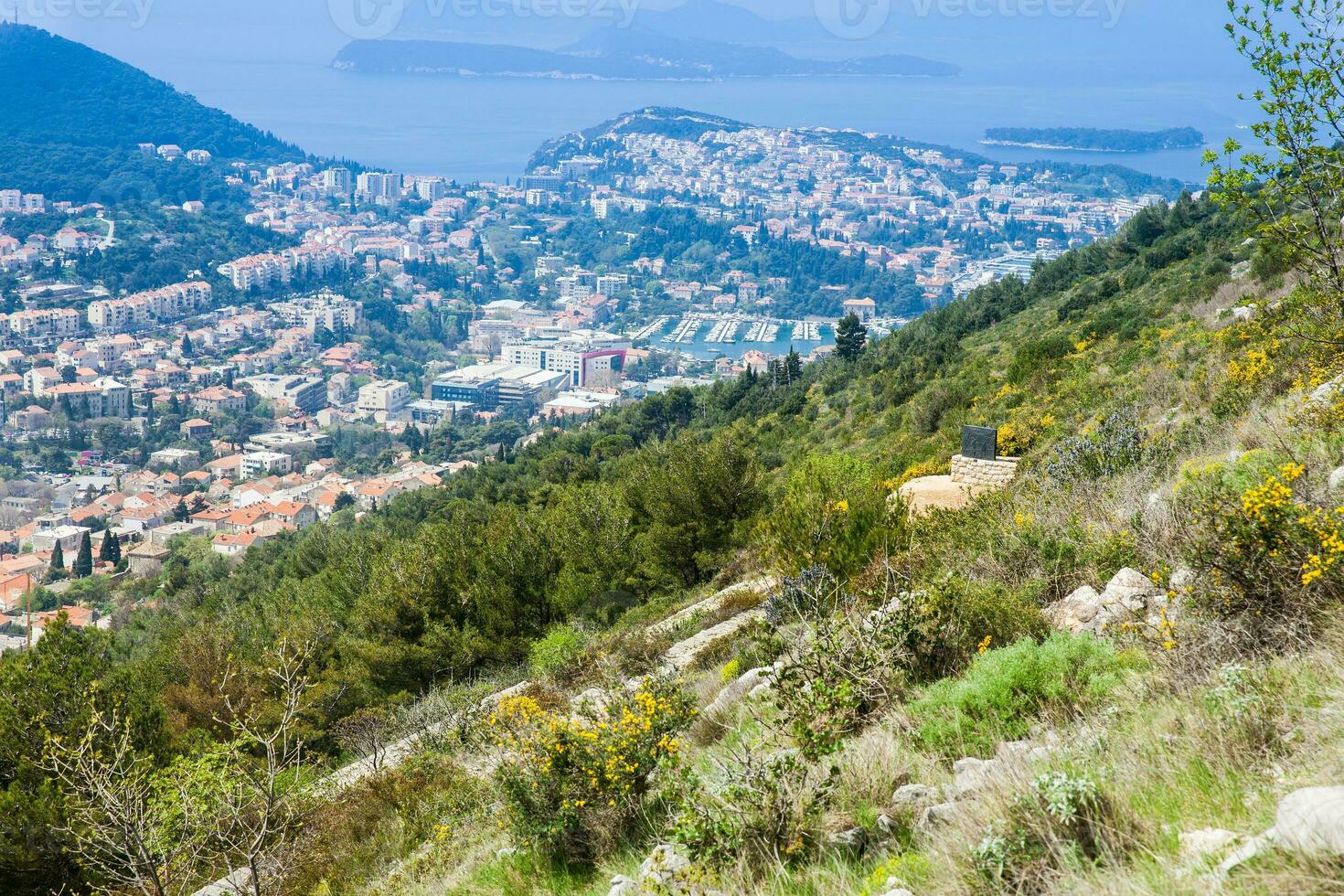 ver de Dubrovnik ciudad desde el parte superior de montar srd foto