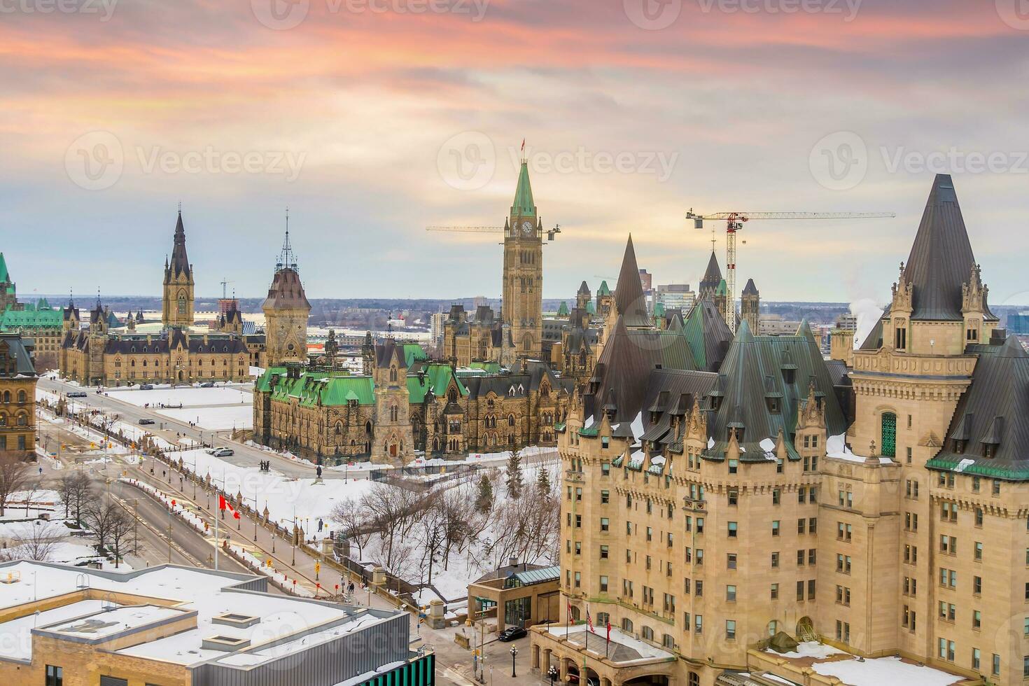 céntrico Ottawa ciudad horizonte, paisaje urbano de Canadá foto