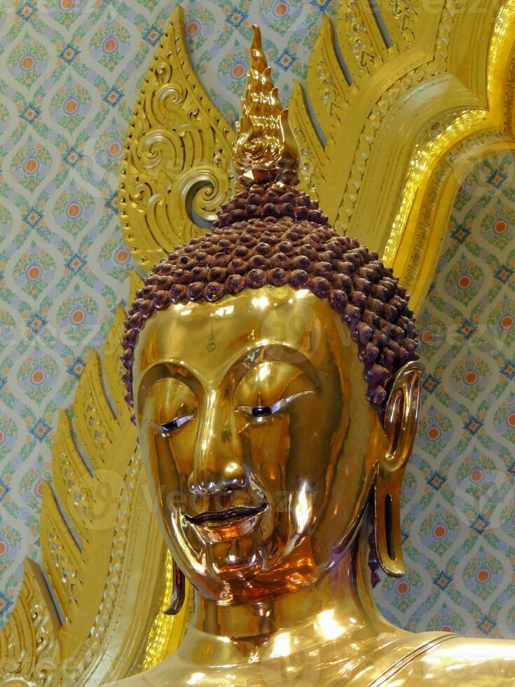Golden Buddha at Wat Traimit, Chinatown or Yaoraj Yaowarat, Bangkok, Thailand photo