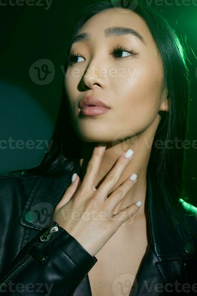 Woman smoke concept noir portrait art green colourful light trendy neon photo