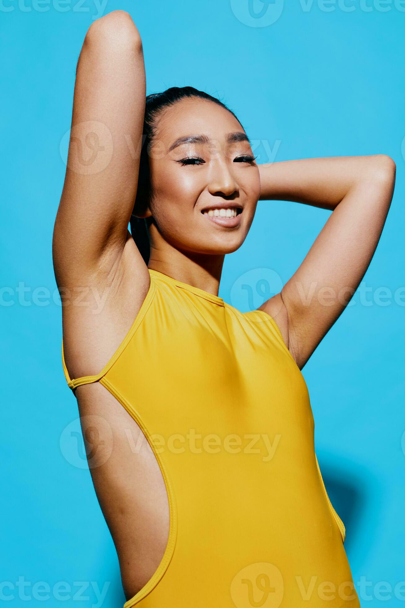 Yellow woman trendy portrait beauty fashion smile blue 26409831 Stock