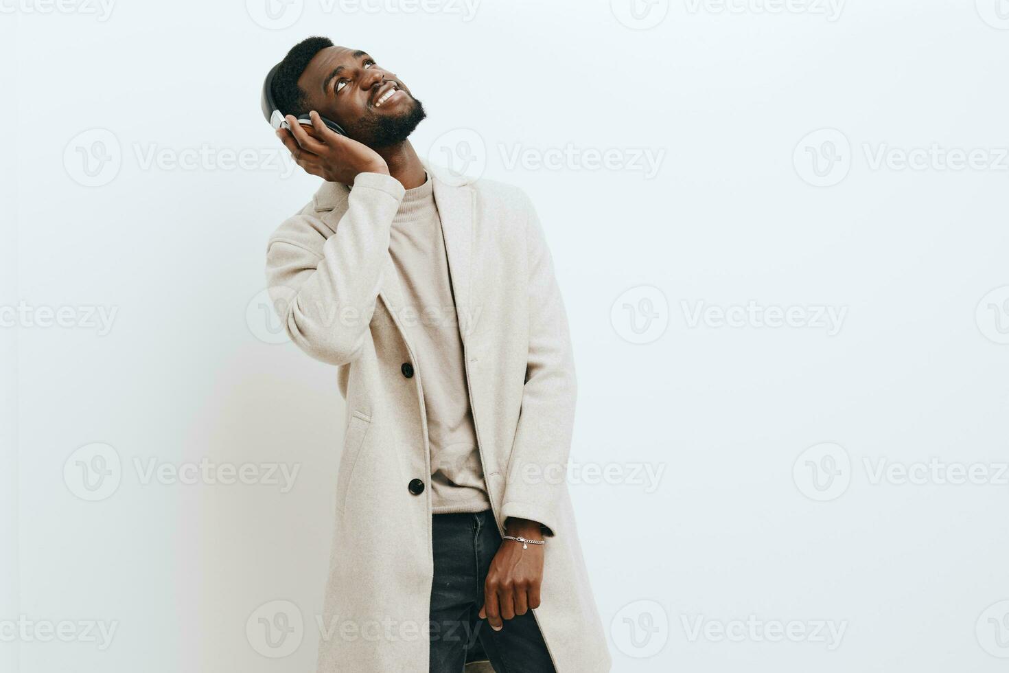 hombre americano aislado antecedentes negro chico americano africano música retrato Moda auriculares DJ foto