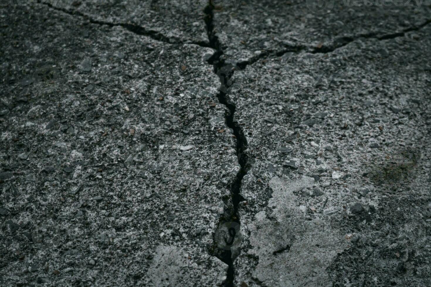 cracked cement floor photo