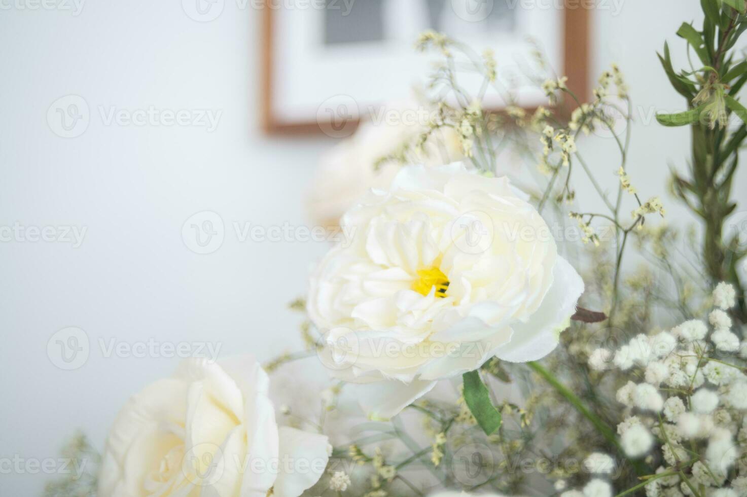 wedding backdrop with flower and wedding decoration photo