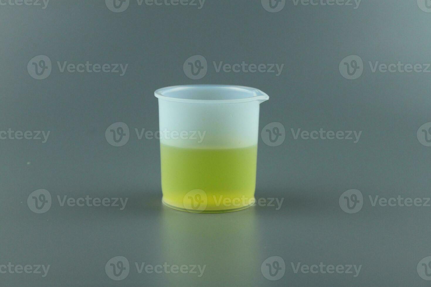 PFA beaker with flared spout photo