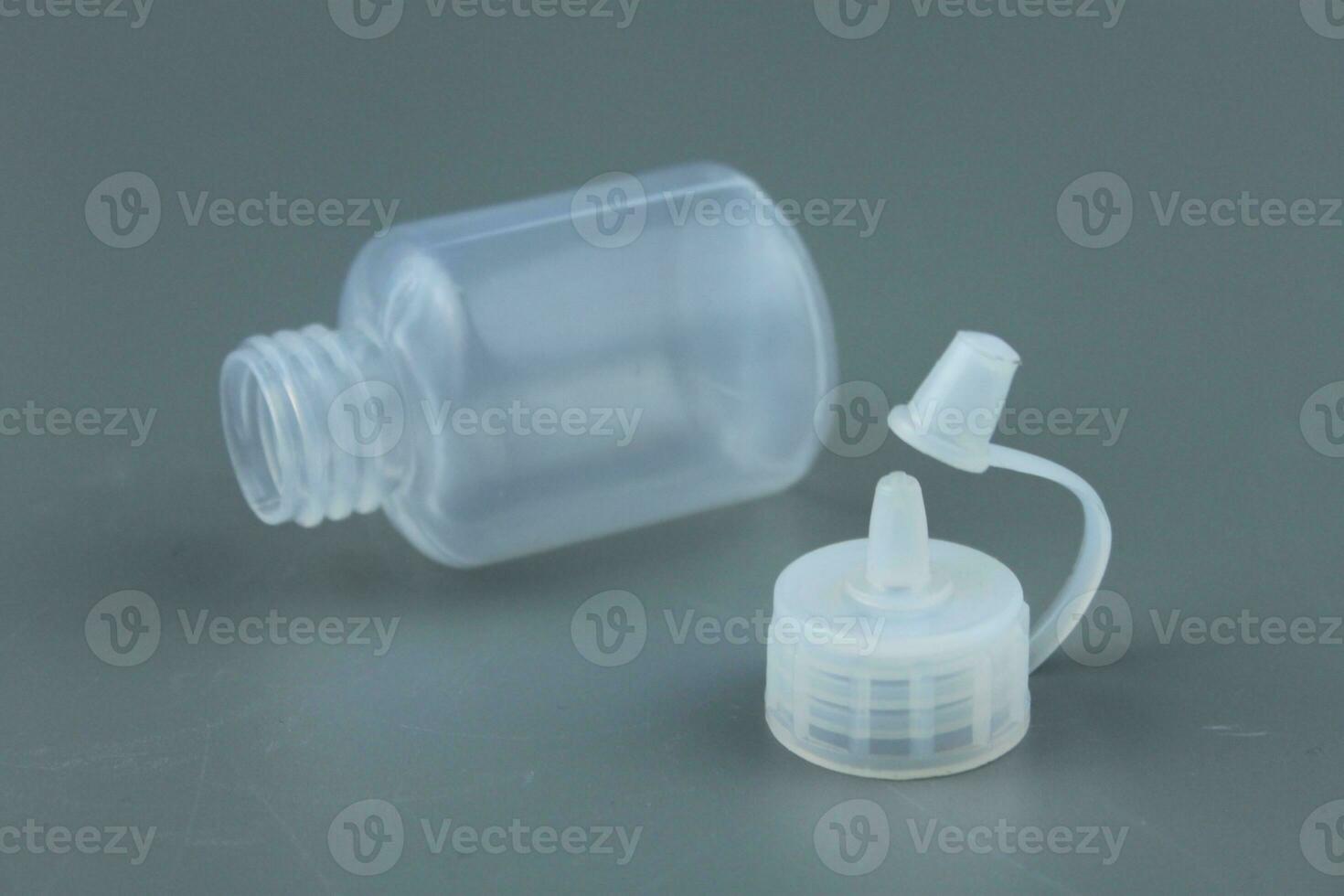 Drop bottle, also known as drop bottle and drop dispensing bottle photo