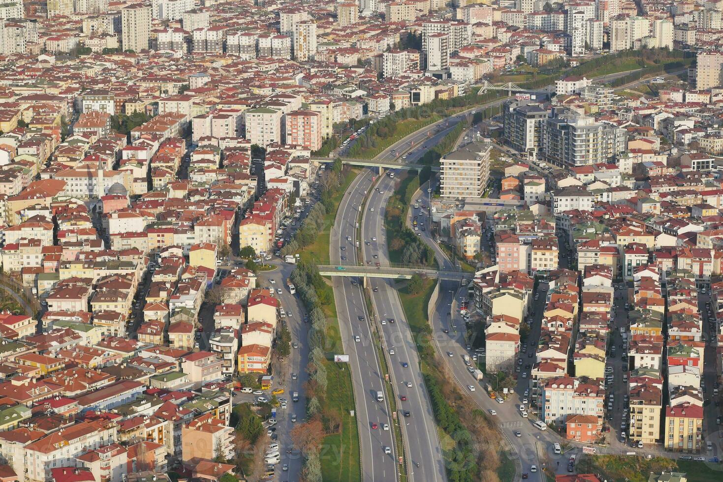 arial ver de Estanbul asiático lado urbano edificio bloques foto