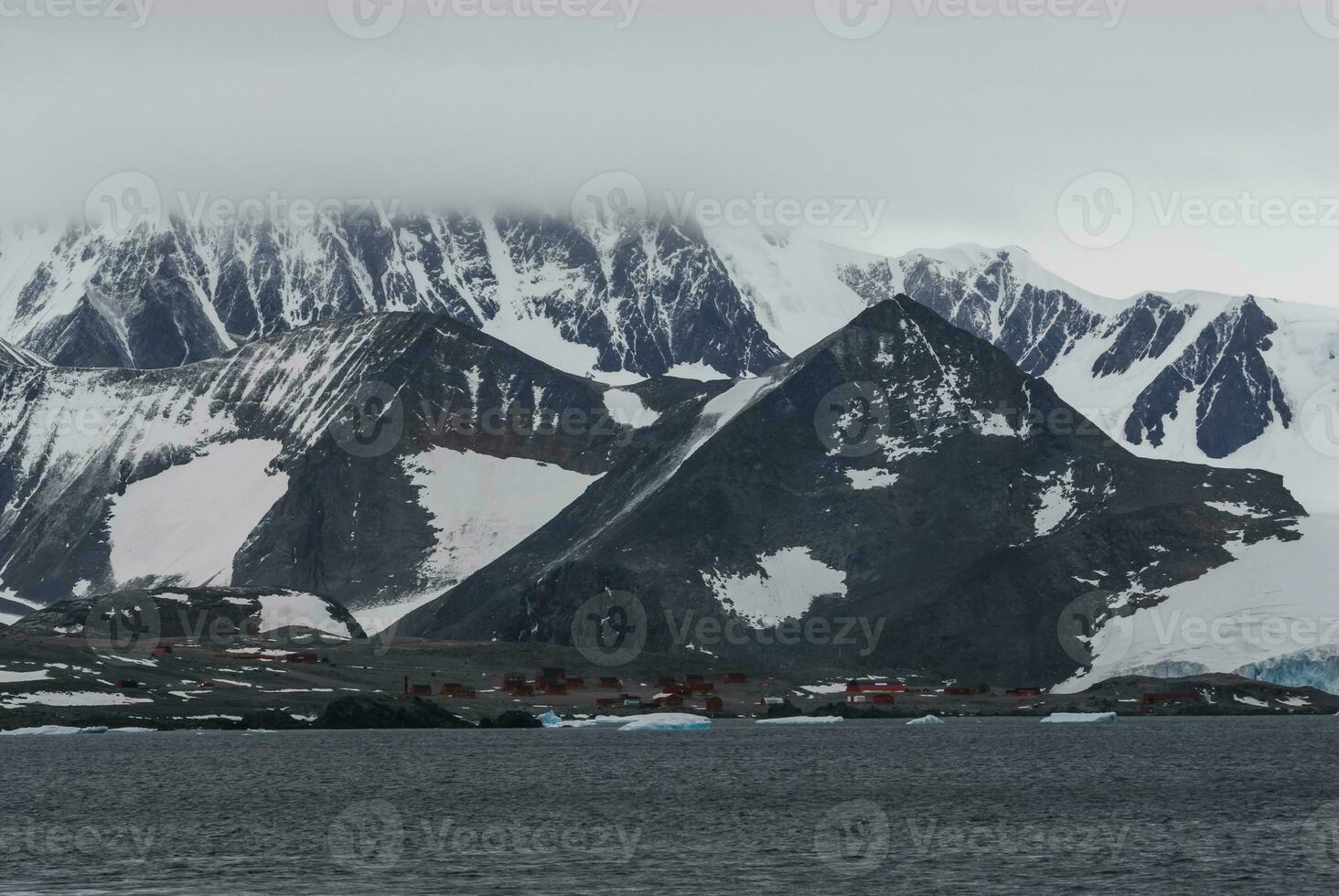 Antarctic scientific basis, south pole photo