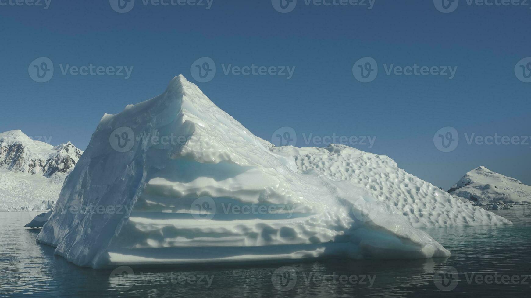 Paradise bay glaciers and mountains, Antartic peninsula, Antartica.. photo
