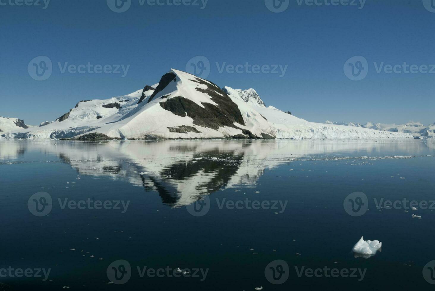 Paraiso Bay mountains landscape, Antartic Pennsula. photo