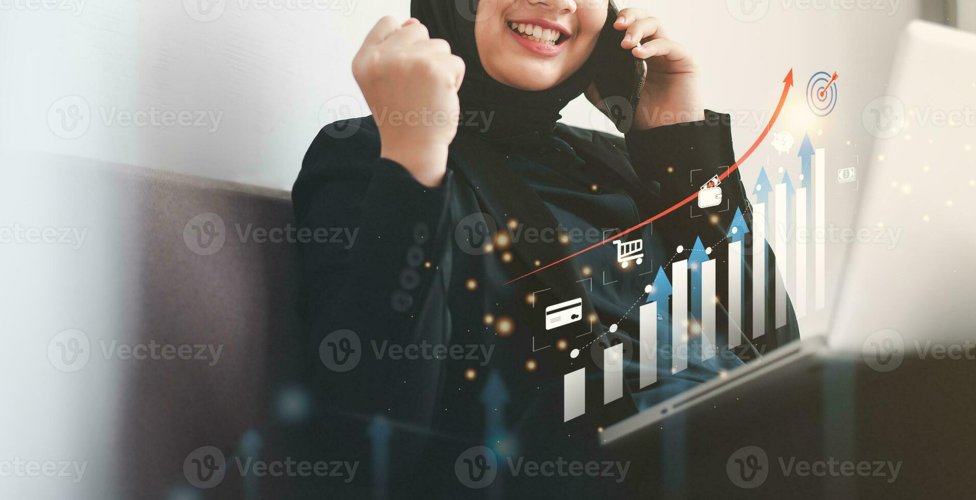 Growth and development chart of the company. Digital online marketing investment business planning and development. A smiling businesswoman analyzing growth data graph and Development to success. photo