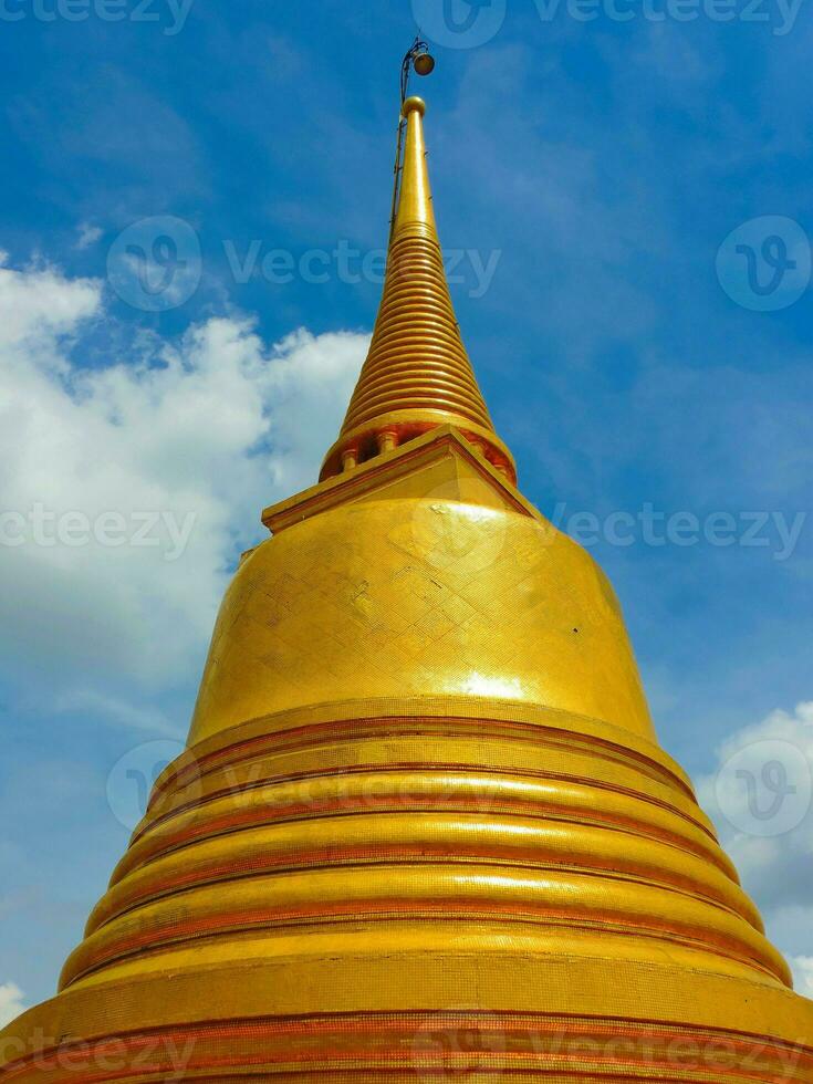 Upside down bell shaped pagoda photo