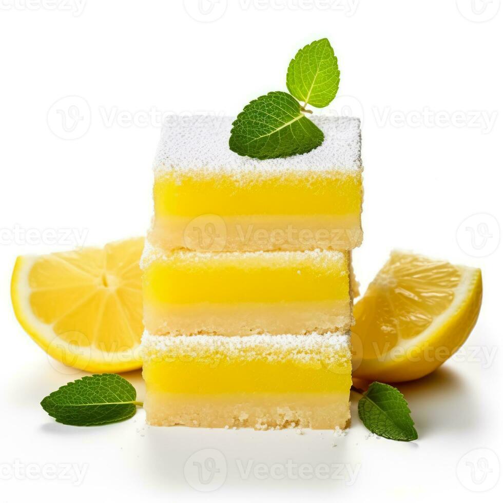 delicioso limón barras aislado en blanco antecedentes foto
