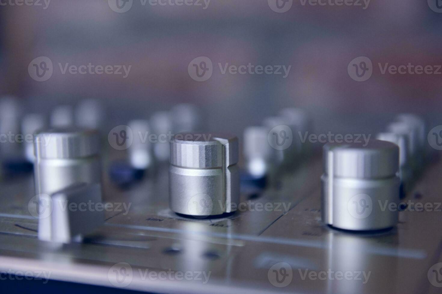 Record player mixer for DJ equipment photo