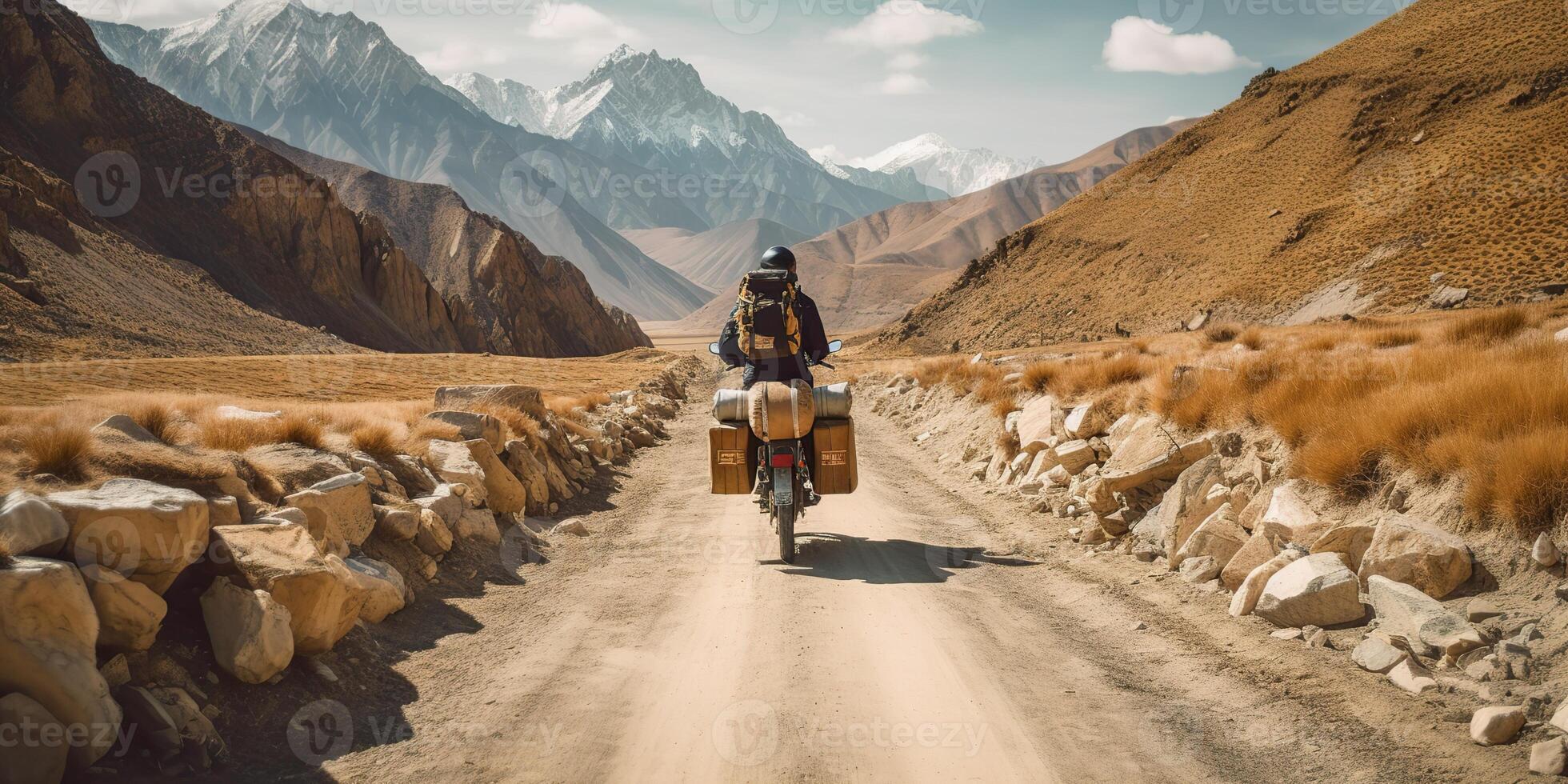 ai generado. ai generativo. montaña bicicleta ciclismo activo ajuste deporte aventuras viaje con equipaje. gráfico Arte foto