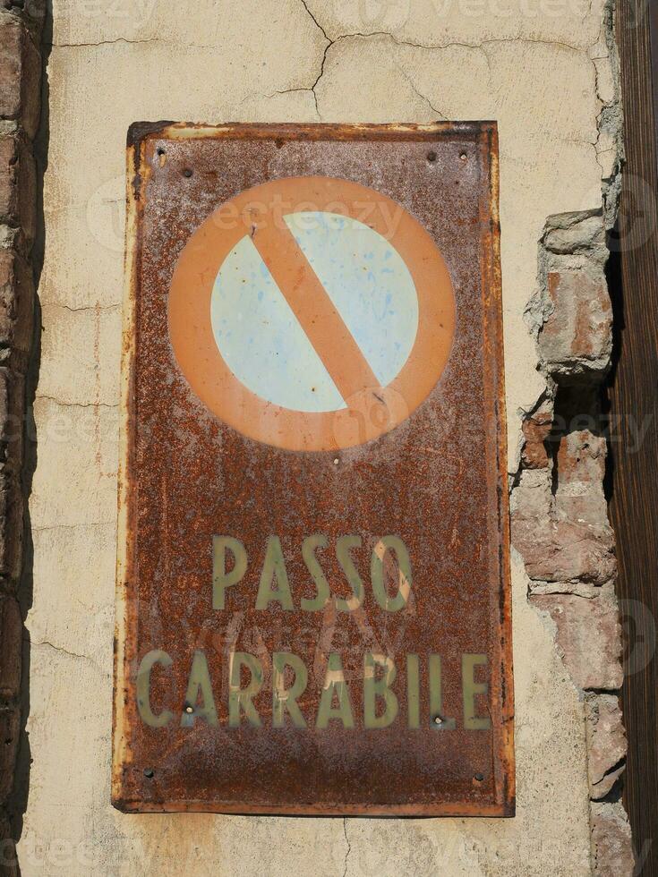 ninguna señal de estacionamiento foto