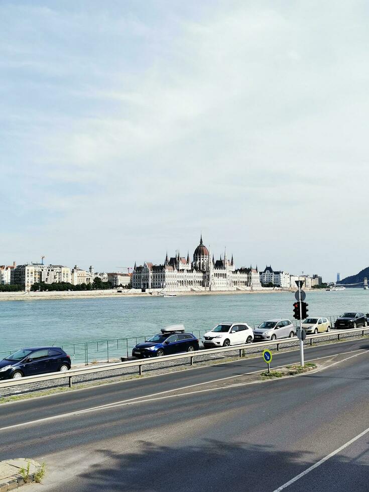 parlamento edificio en budapest, Hungría, Europa. Copiar espacio para texto foto