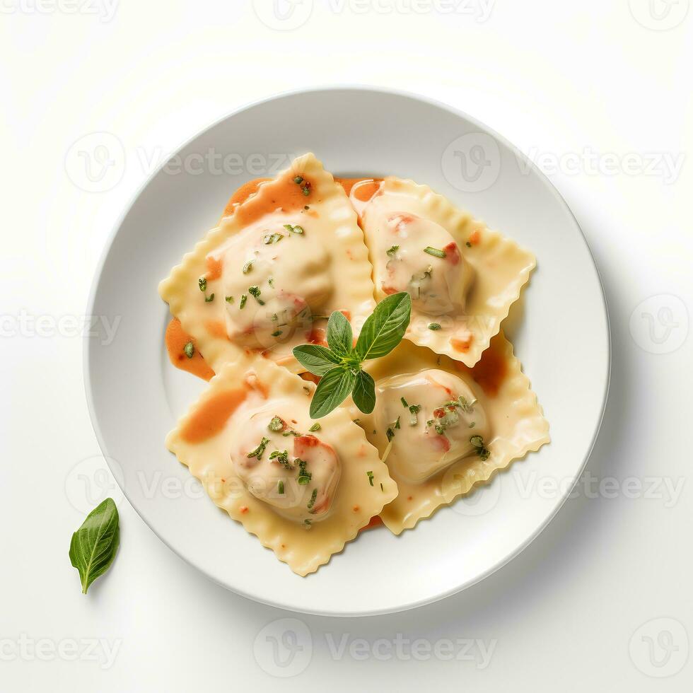 comida fotografía de Ravioles en plato aislado en blanco antecedentes. generativo ai foto