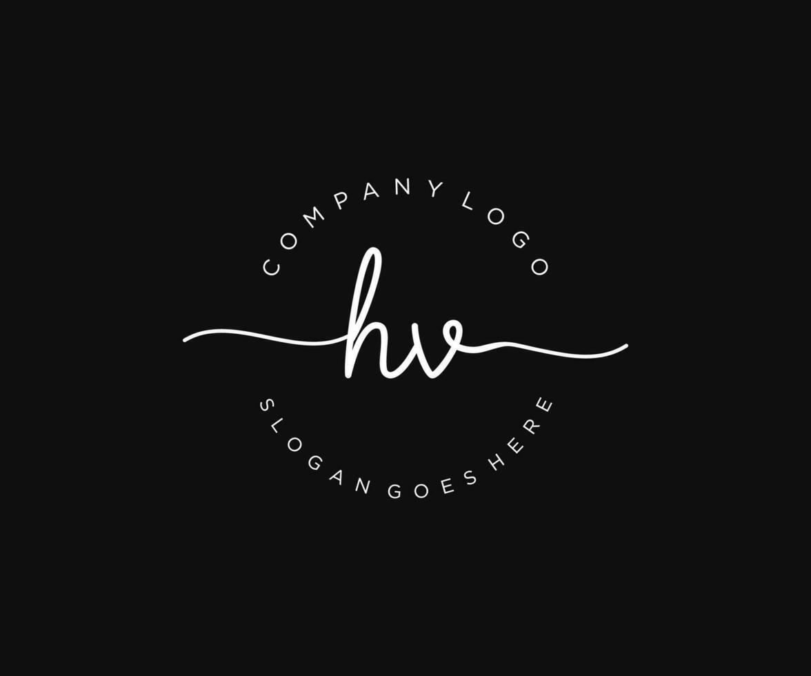 monograma de belleza de logotipo femenino hv inicial y diseño de logotipo elegante, logotipo de escritura a mano de firma inicial, boda, moda, floral y botánica con plantilla creativa. vector