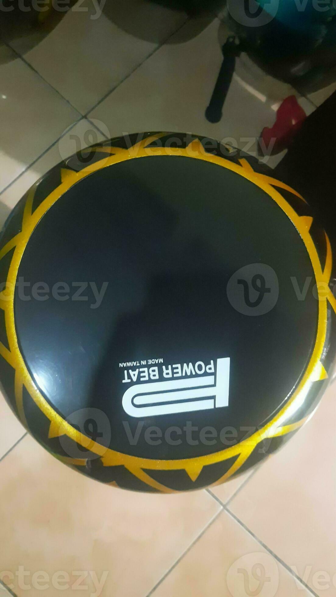 darbuka is used in traditional Egyptian marawis music as the national symbol of Egyptian Shaabi