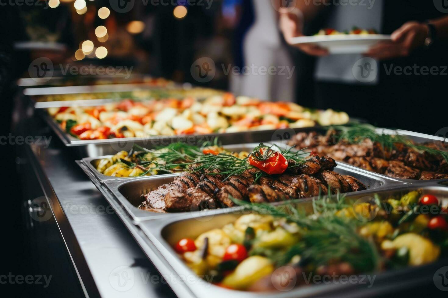 abastecimiento buffet comida interior en restaurante con A la parrilla carne. foto