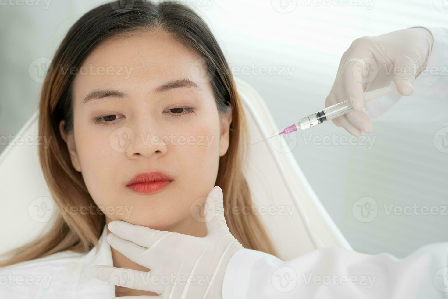 Cosmetic surgery, skin whitening injection, filler injection, Skin reface, Botox, beautiful Asian girls receive beauty treatments at beauty clinic, skincare, pore rejuvenation, wrinkle, baby face photo