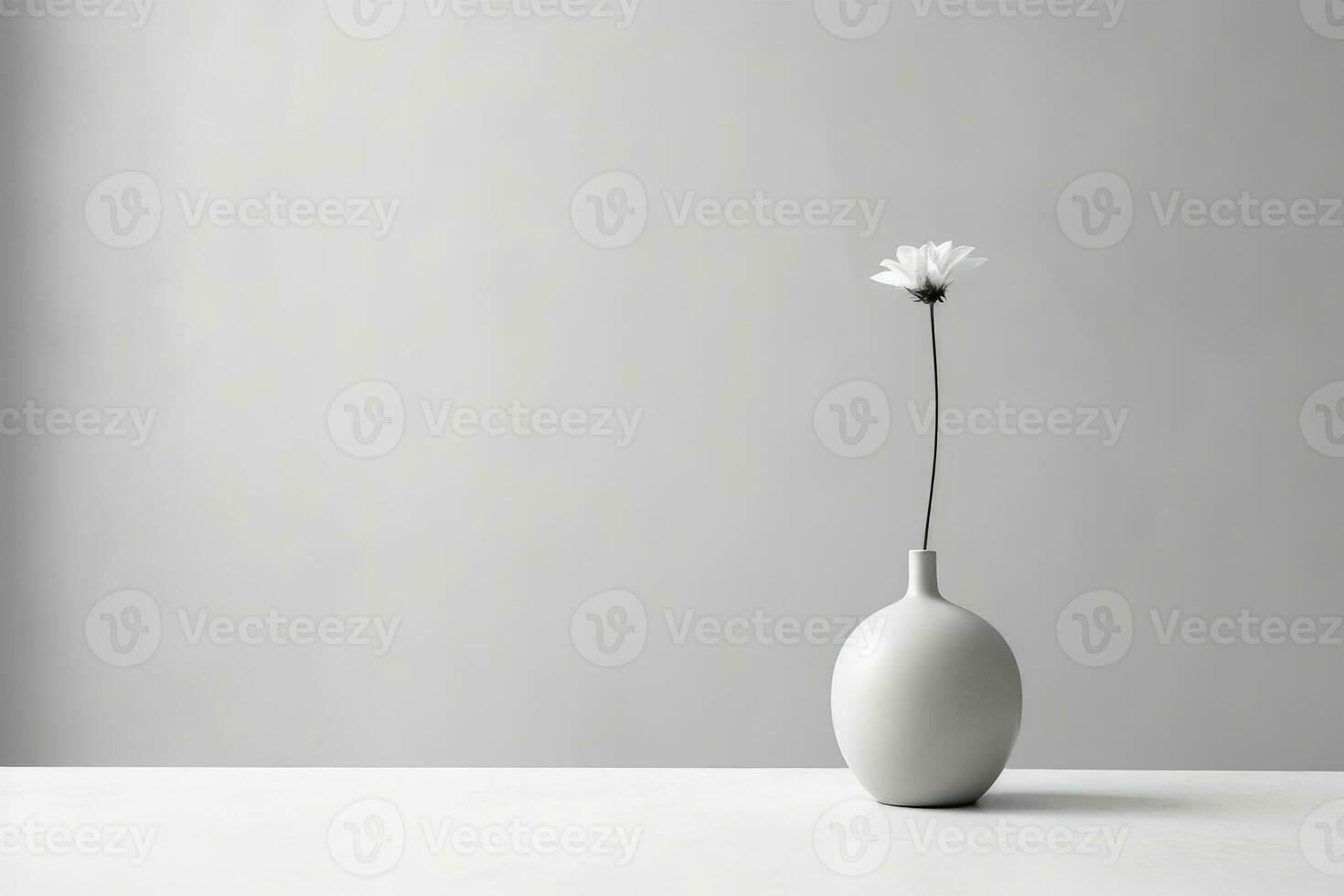 un monocromo fotografía de un soltero flor en un minimalista florero en contra un llanura antecedentes. generativo ai foto