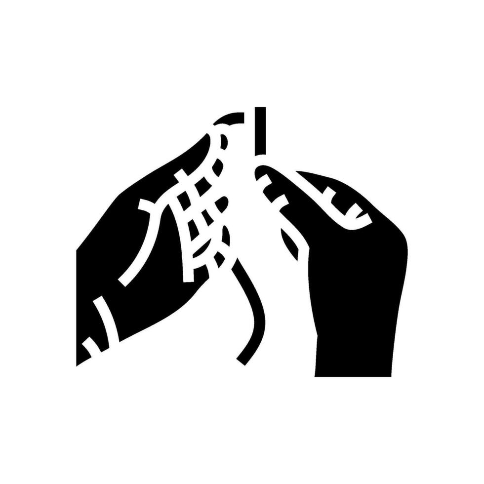 insert thread into needle glyph icon vector illustration