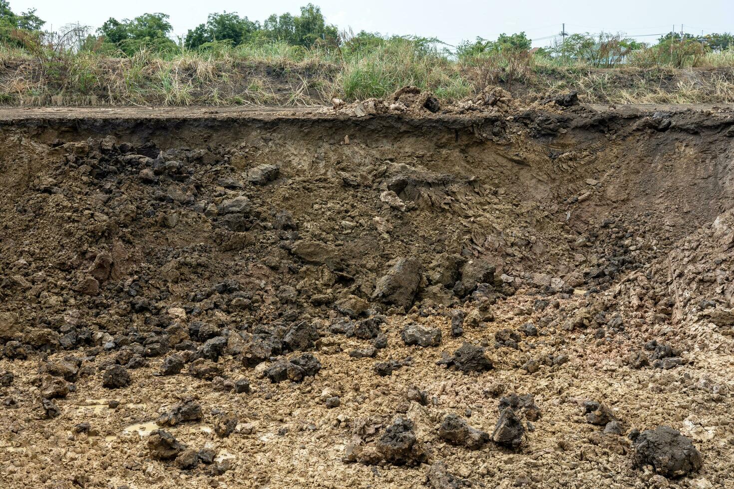 Background view of the basement section, which was dug into the shore. photo