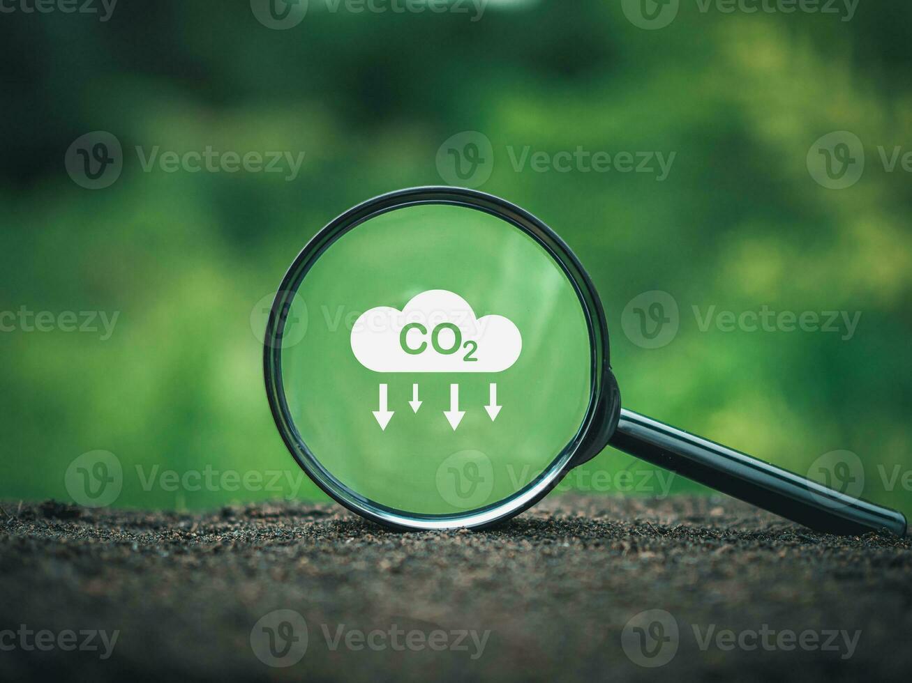 co2 emisión reducción concepto, limpiar y simpático ambiente sin carbón dióxido emisiones plantando arboles a reducir co2 emisiones, ambiental proteccion concepto. foto