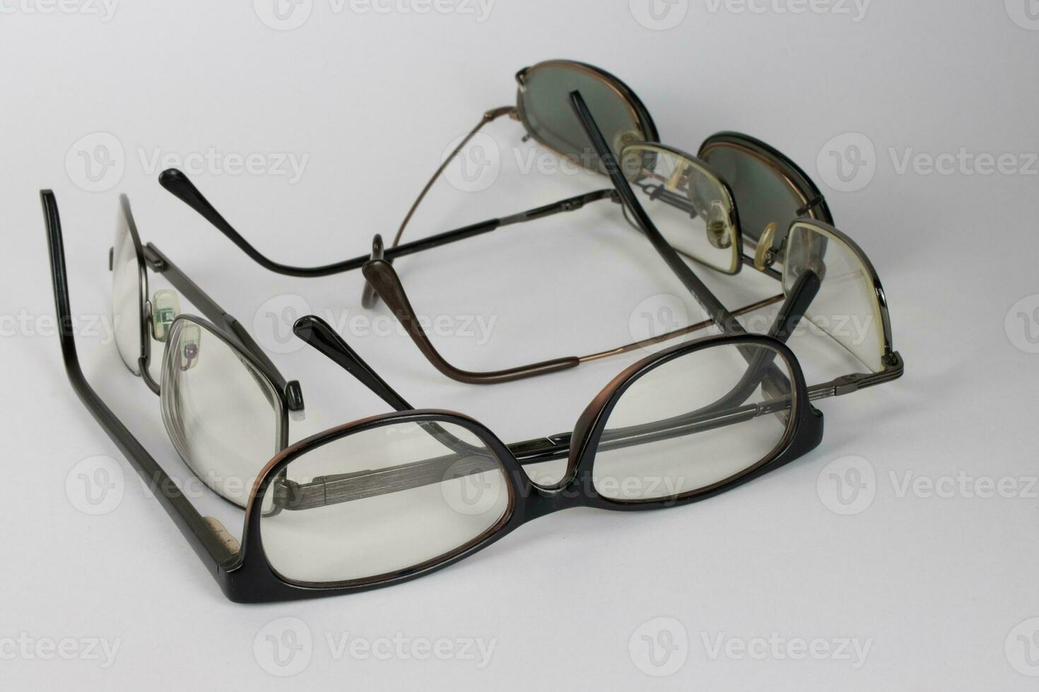 A Bunch Of Old Prescription Eyeglasses 26978327 Stock Photo At Vecteezy a-bunch-of-old-prescription-eyeglasses-26978327-stock-photo-at-vecteezy