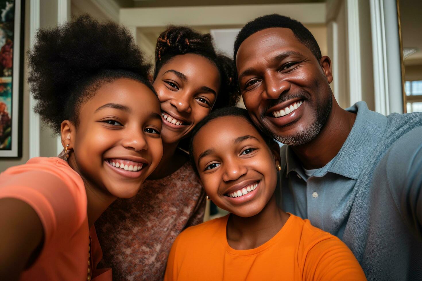 familia feliz en casa foto