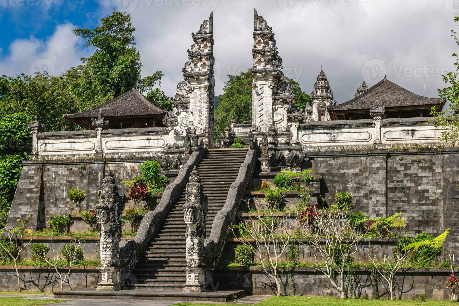 Pura Penataran Agung Lempuyang in the slope of Mount Lempuyang in Karangasem, Bali photo