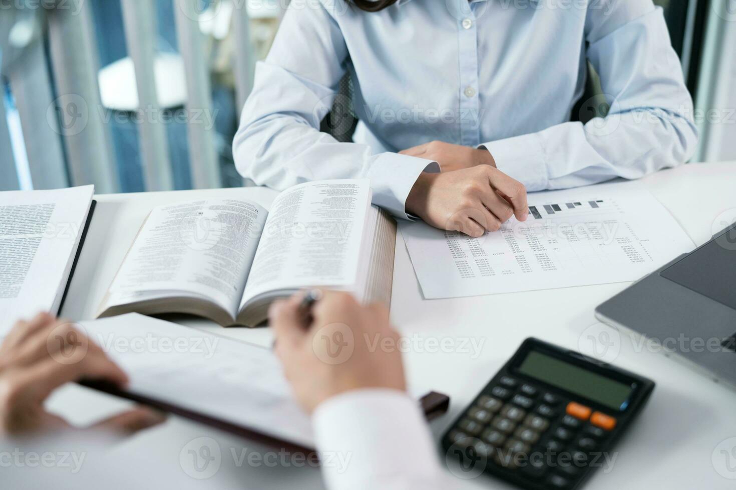 Business People Meeting Design Ideas professional investor working new start up project. businessman and businesswoman working together meeting concept photo