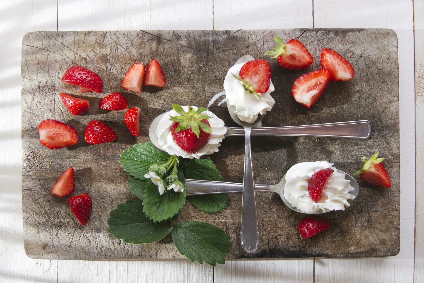 Strawberry with cream photo